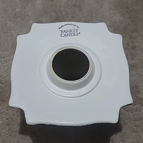 Yankee Candle Holder Holiday Set - Picture 7 of 8